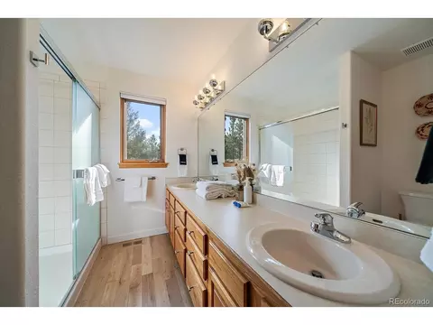 Bath - 34403 Ponca Rd, Pine, CO 80470 photo 2 of 3