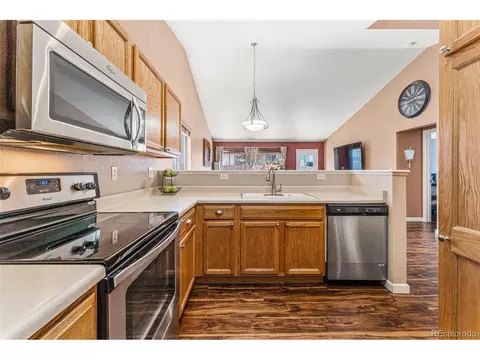 14360 Elk Dr, Denver, CO 80239 photo 11