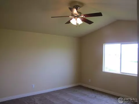 860 Mount Massive St, Berthoud, CO 80513 photo 5