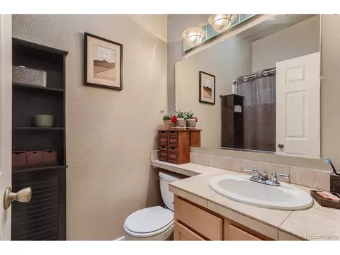 912 33rd St, Denver, CO 80205 photo 10