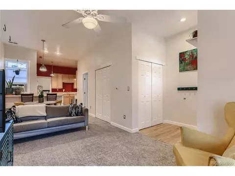 912 33rd St, Denver, CO 80205 photo 3