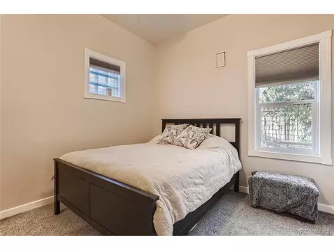912 33rd St, Denver, CO 80205 photo 9