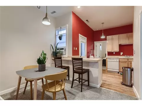 912 33rd St, Denver, CO 80205 photo 5