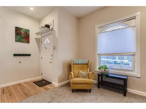 912 33rd St, Denver, CO 80205 photo 2