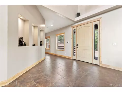 Entry Way - 252 Running Elk Pt, Divide, CO 80814 photo 1 of 2