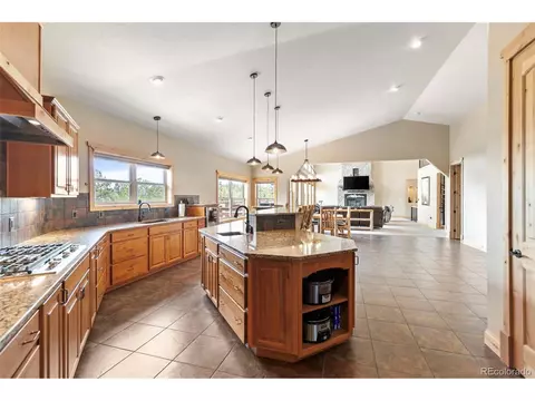 Kitchen - 252 Running Elk Pt, Divide, CO 80814 photo 2 of 5