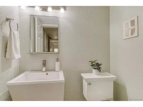 15918 E Flora Pl, Aurora, CO 80013 photo 21