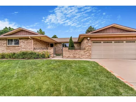 2180 S Flower Way, Lakewood, CO 80227