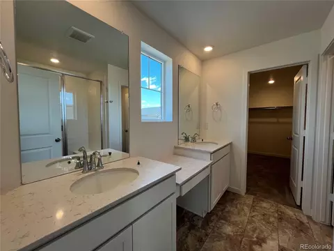24487 E Adriatic Dr, Aurora, CO 80018 photo 8