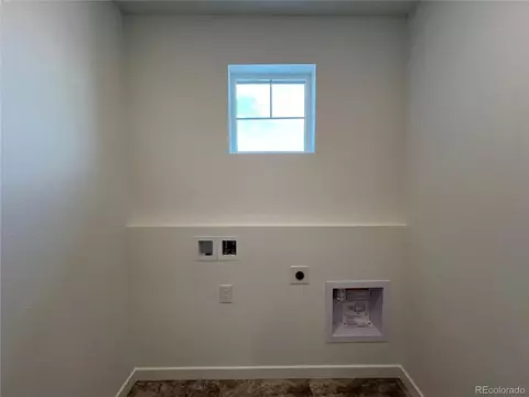 24487 E Adriatic Dr, Aurora, CO 80018 photo 6