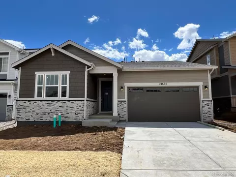 24664 E 37th Ave, Aurora, CO 80019