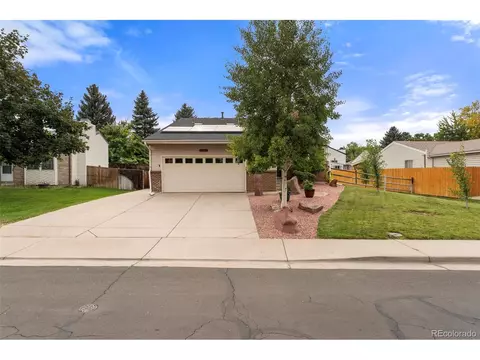 7541 Ames St, Arvada, CO 80003 photo 2