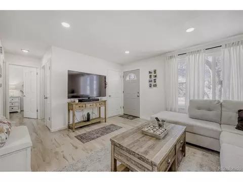 Living - 3422 E 114th Dr, Thornton, CO 80233 photo 1 of 2