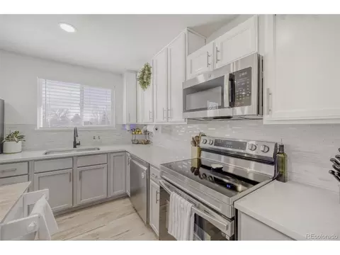 Kitchen - 3422 E 114th Dr, Thornton, CO 80233 photo 3 of 4