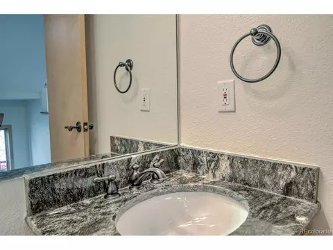 Bath - 1817 Stellar Dr, Silverthorne, CO 80498 photo 2 of 11