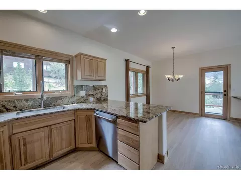 Kitchen - 1817 Stellar Dr, Silverthorne, CO 80498 photo 2 of 4
