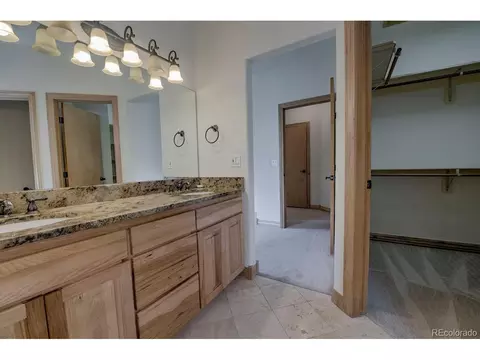 Bath - 1817 Stellar Dr, Silverthorne, CO 80498 photo 10 of 11
