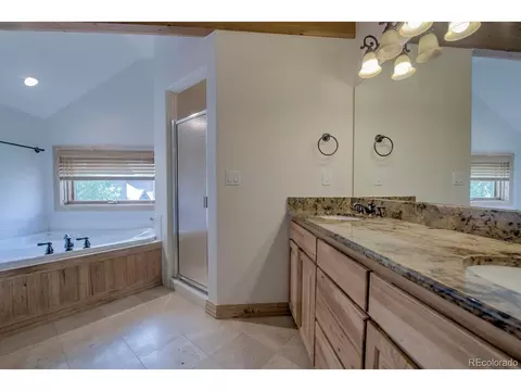 Bath - 1817 Stellar Dr, Silverthorne, CO 80498 photo 6 of 11