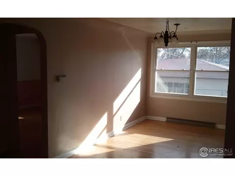 25 E 4th Ave, Longmont, CO 80504 photo 2