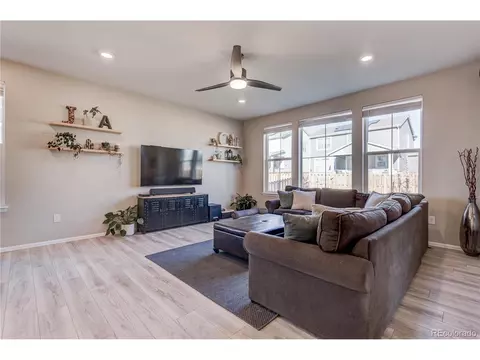 26307 E 3rd Ave, Aurora, CO 80018 photo 9