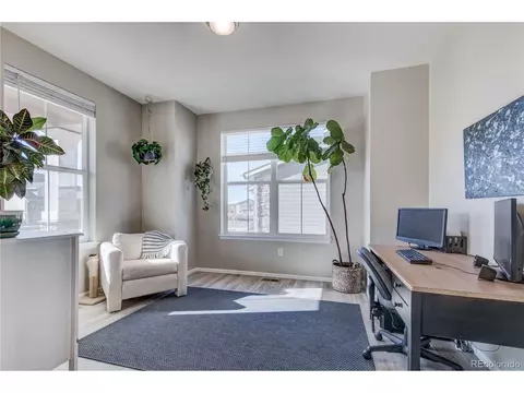 26307 E 3rd Ave, Aurora, CO 80018 photo 4
