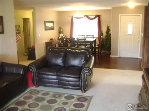 1601 Willow Dr, Berthoud, CO 80513 photo 2