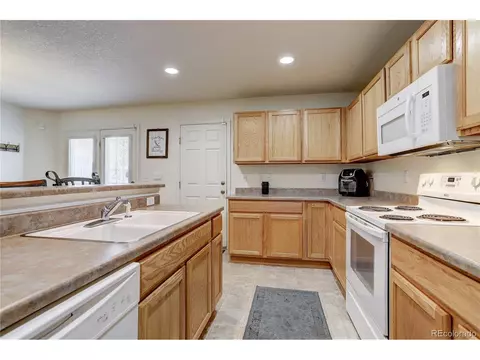 19013 E 58th Ave, Denver, CO 80249 photo 12