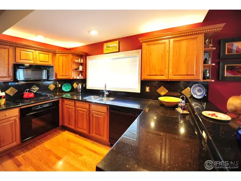 5688 Table Top Ct, Boulder, CO 80301 photo 2