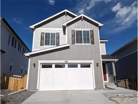 958 Oleander St, Castle Rock, CO 80109