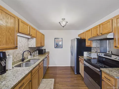 Kitchen - 4017 Eagles Nest Dr, Evans, CO 80620 photo 2 of 3