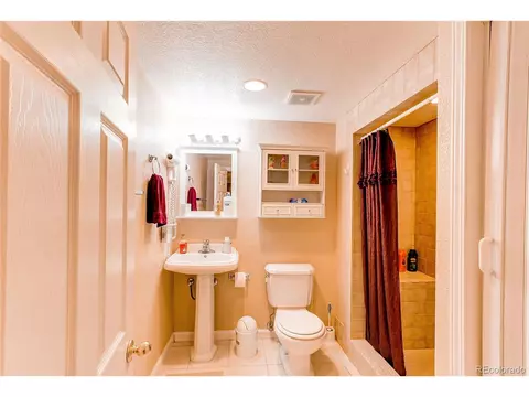 Undisclosed, Aurora, CO 80015 photo 33