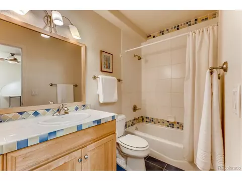 Bath - 635 Dakota Blvd, Boulder, CO 80304 photo 4 of 5