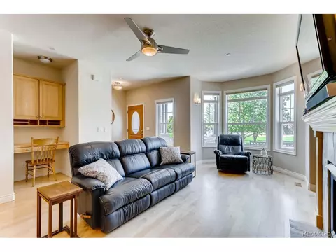 Living - 635 Dakota Blvd, Boulder, CO 80304 photo 2 of 4