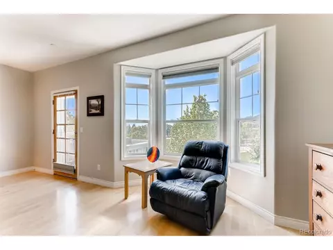 Living - 635 Dakota Blvd, Boulder, CO 80304 photo 3 of 4