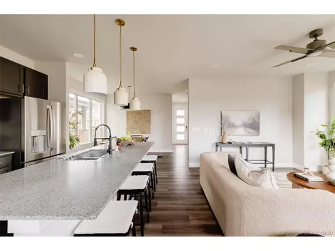 11090 E 26th Ave, Aurora, CO 80010 photo 4