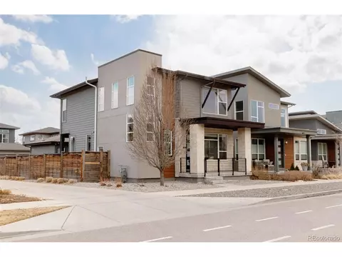 11090 E 26th Ave, Aurora, CO 80010