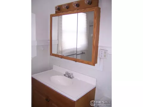 331 N Division Ave, Sterling, CO 80751 photo 7
