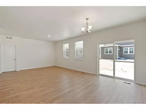 196 Racer St, Bennett, CO 80102 photo 8