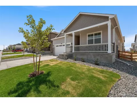 196 Racer St, Bennett, CO 80102 photo 2