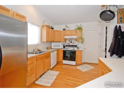 309 Warwick St, Frederick, CO 80530 photo 3