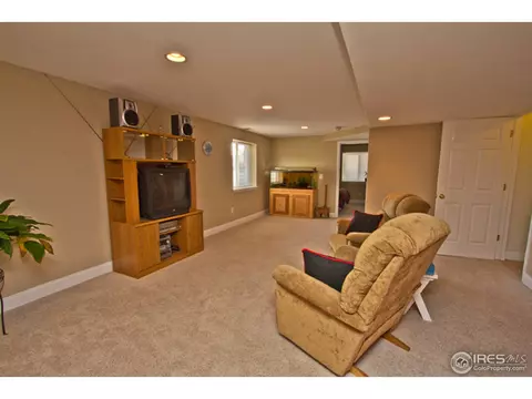 5928 Scenic Ave, Longmont, CO 80504 photo 15