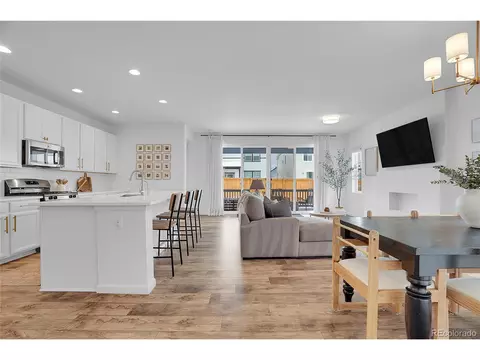 27888 E 7th Ave, Aurora, CO 80018 photo 15