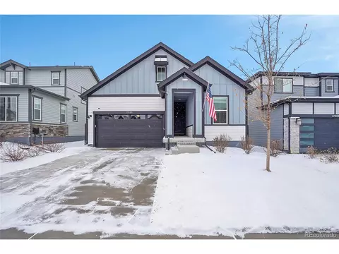 27888 E 7th Ave, Aurora, CO 80018 photo 2