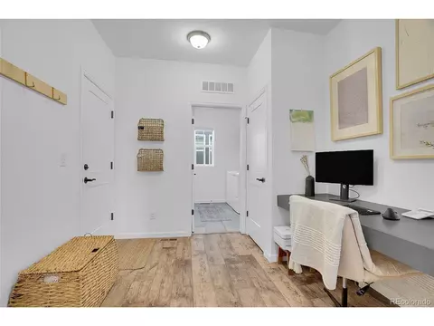 27888 E 7th Ave, Aurora, CO 80018 photo 10