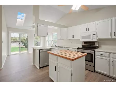 9357 W Nichols Pl, Littleton, CO 80128