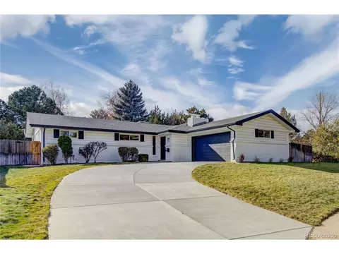 3337 S Chester Ct, Denver, CO 80231