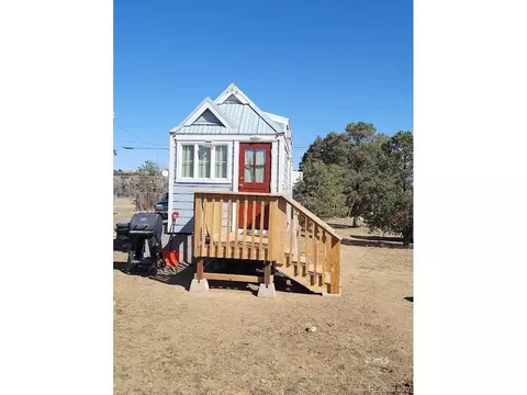 816 W Montana St, Walsenburg, CO 81089