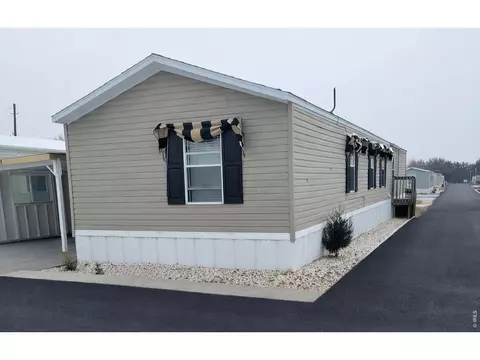 2200 37th St #28, Evans, CO 80620