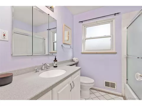 5520 E Bails Dr, Denver, CO 80222 photo 17