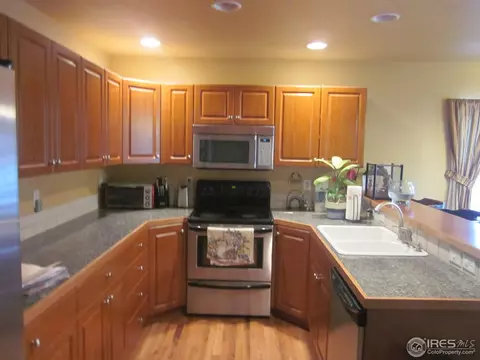 3312 69th Ave, Greeley, CO 80634 photo 2